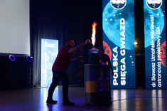 Pokaz zespołu Heweliusze Nauki,