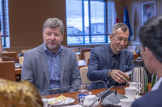 Od lewej: prof. P. Koszelnik, prof. G. Ostasz, 