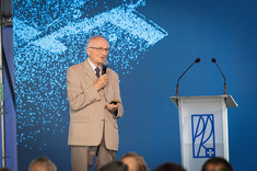 Prof. A. Tomczyk,