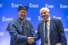 Gratulacje dla doktora honoris causa Marka Dareckiego,