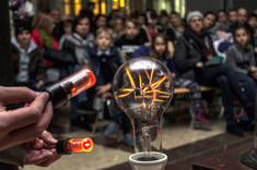 [FOTO] Nocne Spotkania z Nauką pełne ludzi ciekawych świata